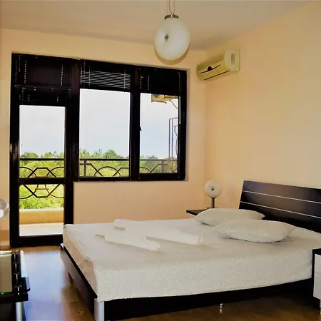 Apartmán Lighthouse Golf Balčik